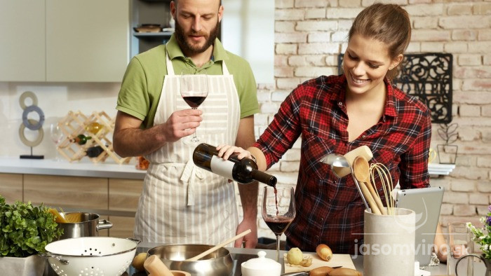 Víno a jedlo – poznáte správne kombinácie? 