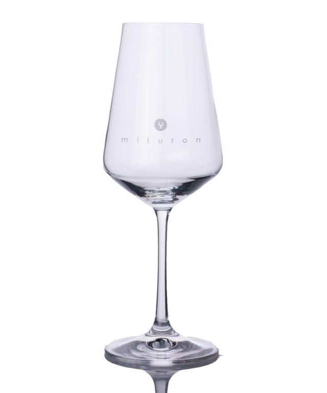 Miluron pohár na víno s logom